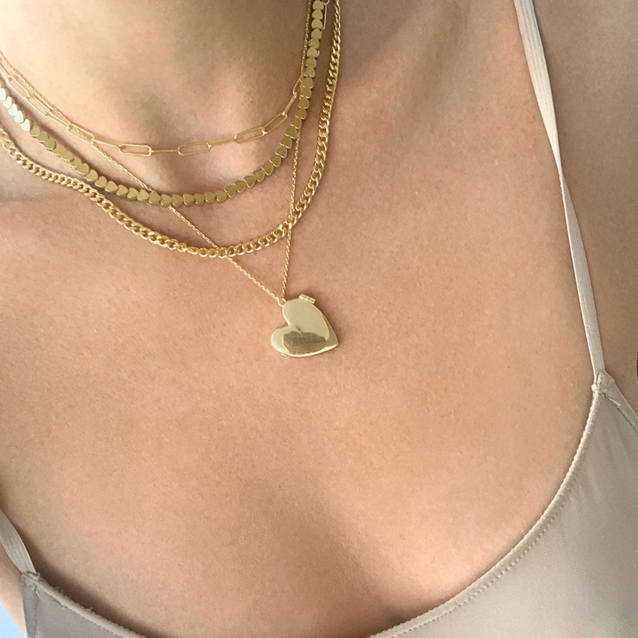 Adornia Heart Locket gold