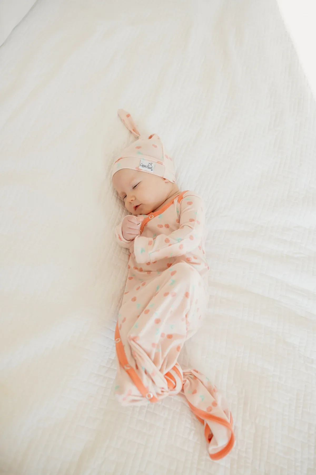Newborn Knotted Gown Cheery